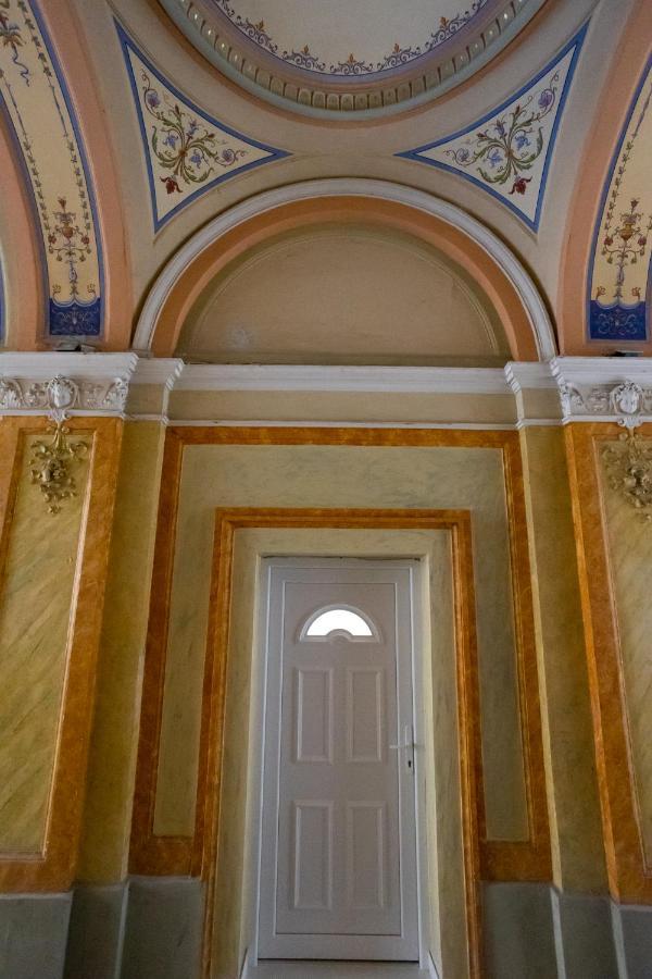 Parliament Exclusive Gallery Budapest Ngoại thất bức ảnh